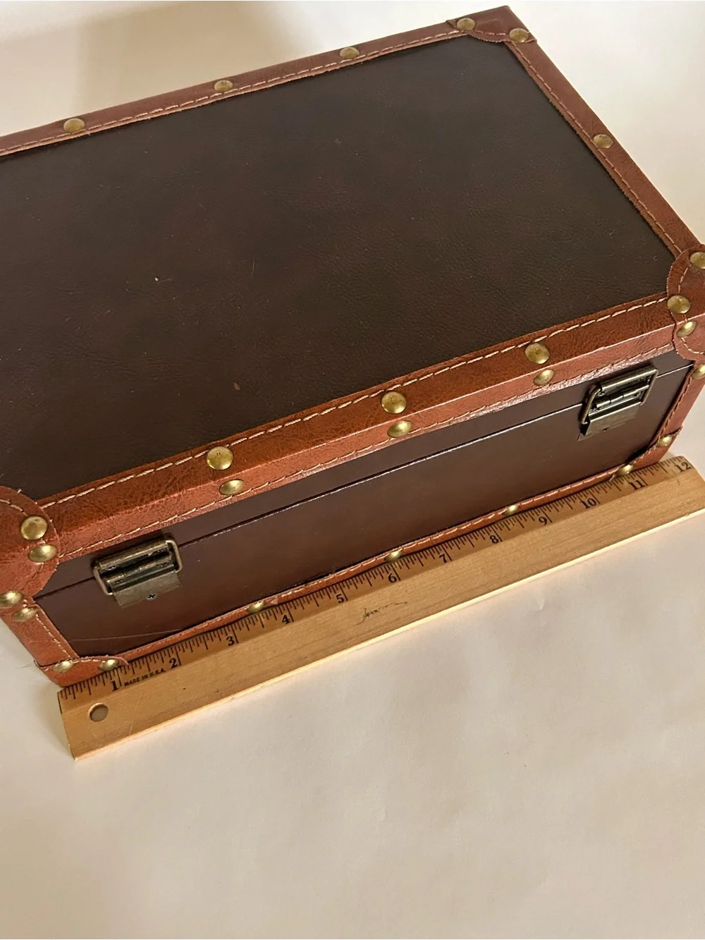 Brown Faux Leather Nail Head Storage Hinged Box Chest Trunk Swing Clasp Man Cave